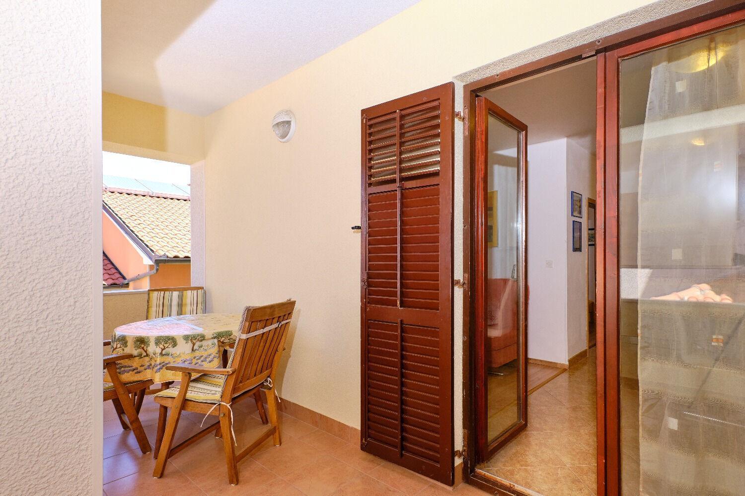 Apartments Nada - 150 M From Sea Мали-Лошинь Экстерьер фото